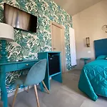 Taliakà 4*