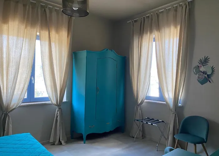 Taliaka Oda ve Kahvaltı 4*